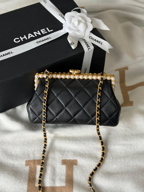 Chanel  Clutch in Pearly Lambskin