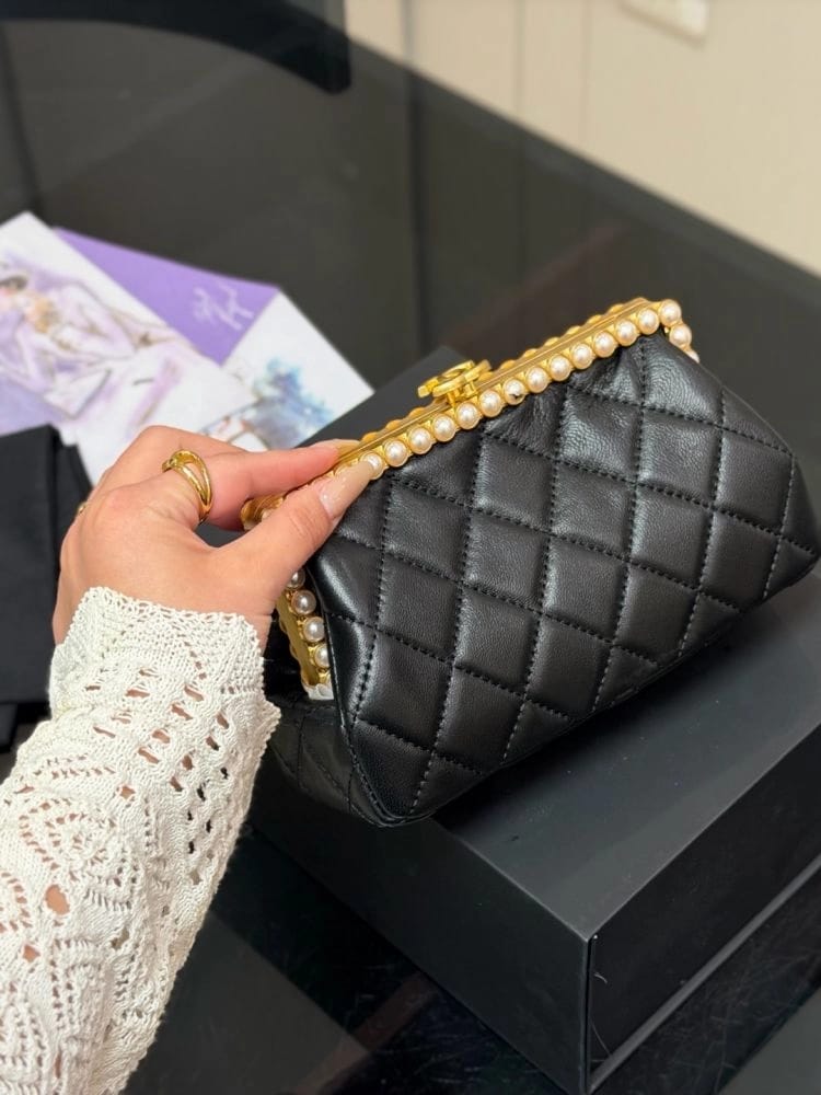 Chanel  Clutch in Pearly Lambskin